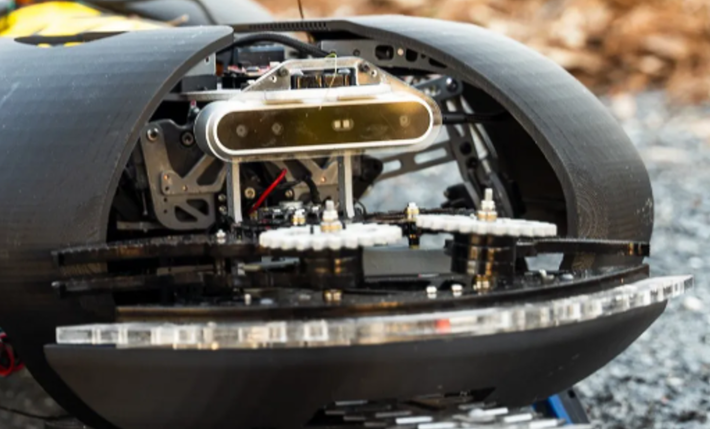 Phía công ty GCR còn dự đoán rằng, các con rết robot của họ sẽ có giá cả phải chăng hơn đáng kể, so với các robot nông nghiệp thông thường, với chi phí dự kiến ​​trong phạm vi chỉ vài nghìn đô la. Ảnh: @Ground Control Robotics.