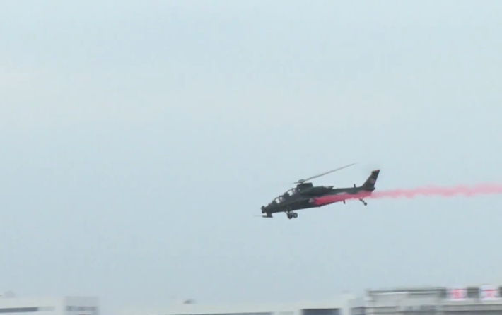 Buồng lái được trang bị màn hình hiển thị tình huống kỹ thuật số và các công cụ theo dõi tình trạng để đảm bảo chẩn đoán máy bay, và quản lý năng lượng trực thăng theo thời gian thực. Ảnh: @AVIC.