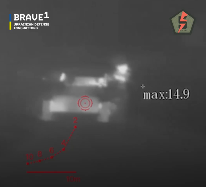 Đơn vị Lữ đoàn xung kích độc lập số 5 của Ukraine đã triển khai một phương tiện xe robot mặt đất không người lái do DevDroid (một công ty tham gia Brave1), phát triển. Ảnh: @FedorovMykhailo.