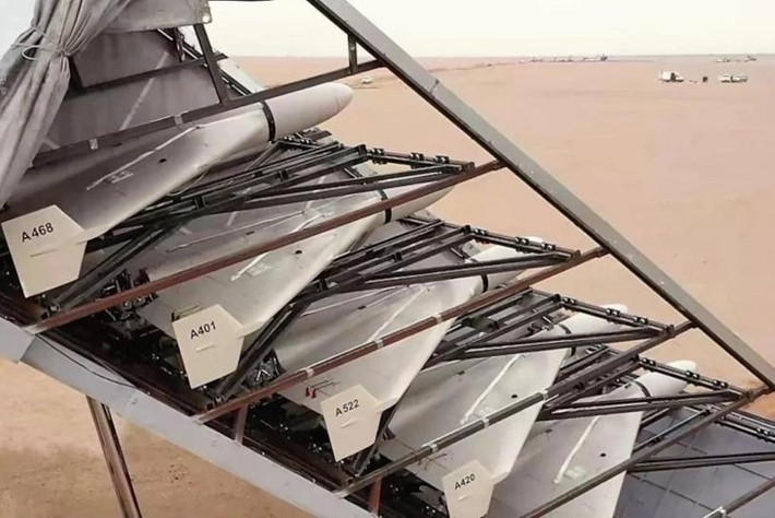 Các cuộc tấn công liên tục bằng tên lửa và UAV đang biến vùng Vịnh thành một trong những chiến trường phòng thủ tên lửa căng thẳng nhất thế giới. Các quốc gia trong khu vực không chỉ bảo vệ lãnh thổ của mình mà còn phải bảo vệ các căn cứ quân sự của Mỹ và các cơ sở năng lượng quan trọng.