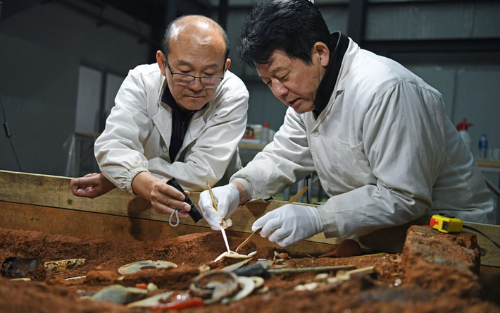 Khi tiến hành khai quật gần Nam Xương, thủ phủ của tỉnh Giang Tây ở miền đông Trung Quốc, các chuyên gia đến từ Hiệp hội Khoa học Xã hội Trung Quốc bất ngờ tìm thấy lăng mộ Hải Hồ, một trong số ít lăng mộ hoàng gia ở miền đông Trung Quốc còn nguyên vẹn. Ảnh: @ Hiệp hội Khoa học Xã hội Trung Quốc.