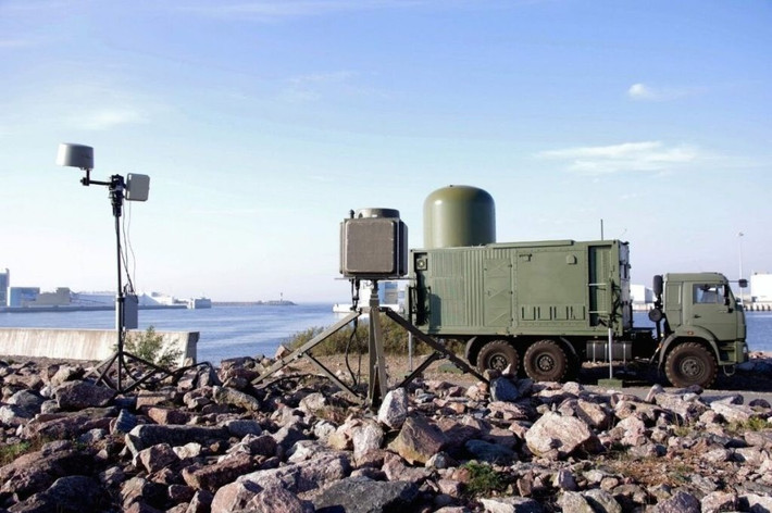 Radar băng tần X của Valdai có tầm phát hiện tối thiểu khoảng 300 mét, phù hợp bảo vệ các mục tiêu trong khu vực phòng thủ tầm gần. Đối với những mục tiêu trên không lớn hơn, tầm phát hiện có thể vượt quá 15 km, tùy thuộc vào độ cao bay và tiết diện phản xạ radar.