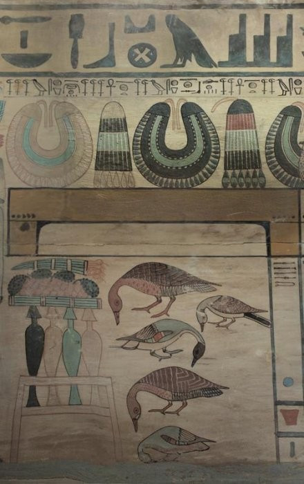 Lăng mộ được trang trí bằng những bức tranh và phù điêu tinh xảo. Ảnh: @ Bộ Cổ Vật Ai Cập.