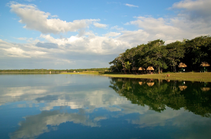 Các cuộc khai quật khảo cổ nhiều năm qua đã phát hiện ra ít nhất 27 khu định cư của người Maya xung quanh bờ hồ này. Ảnh: @Đại học Jagiellonian.