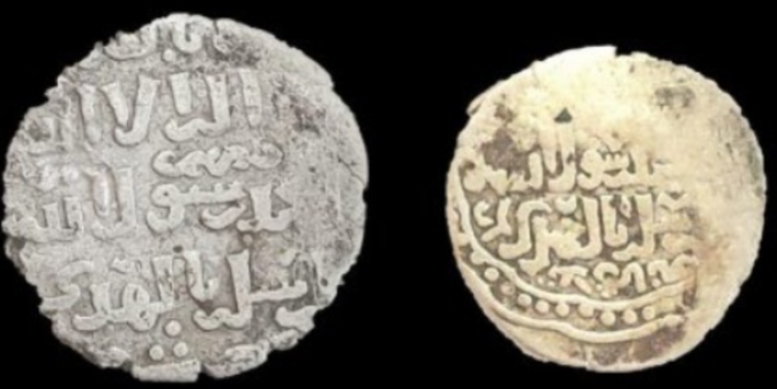 Những đồng tiền thuộc sở hữu của nhiều vị vua, vậy nên có vẻ như chúng là báu vật của một nhà sưu tập nào đó. Ảnh: @Cục Cổ vật Thượng Ai Cập.