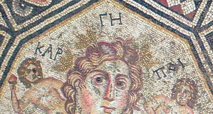 Ngoài ra, cũng có các ký hiệu viết tắt nhỏ, nhưng chúng vẫn chưa được giải mã đầy đủ. Ảnh: @Bảo tàng İznik.