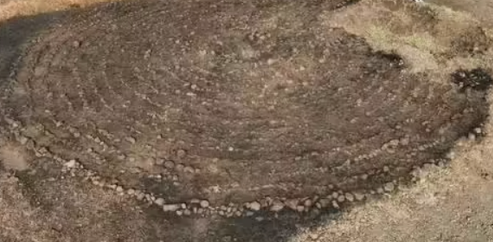 Trong quá khứ, các thương nhân La Mã được biết đến là đã trao đổi vàng, rượu vang, đồ thủy tinh và đá quý để lấy gia vị, lụa, chàm và hàng dệt của Ấn Độ, những mặt hàng được đánh giá cao trên thị trường Địa Trung Hải cổ xưa. Ảnh: @Deccan College.