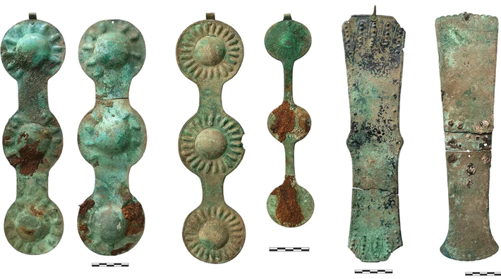 Công trình nghiên cứu tập trung vào khu nghĩa trang gồm các gò mộ (hay còn gọi là kurgans), được biết đến với tên gọi Vysokaya Mogila – Studenikin Mar, một nghĩa trang trải dài hơn sáu ki-lô-mét từ đông sang tây, bao gồm năm nhóm gò mộ. Ảnh: @Viện Hàn lâm Khoa học Nga.