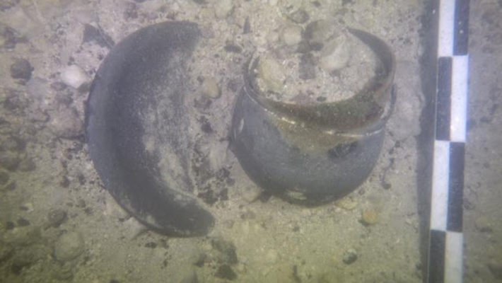 Các nhà khảo cổ học tin rằng, các thầy tế Maya đã ném vật thể này xuống nước như lễ vật trong các nghi lễ bản địa. Ảnh: @Đại học Jagiellonian.