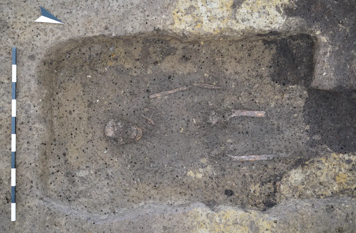 Thực tế, đây là một ngôi mộ cổ thuộc về chủng người Celt, từng sinh sống cách đây khoảng 2.300 năm trước. Ảnh: @Cơ quan Bảo vệ Di tích Bavaria.