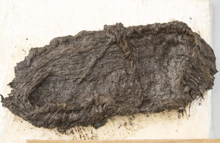 Các kỹ thuật thăm dò, phân tích khảo cổ học chuyên sâu cho thấy, chiếc giày này có niên đại khoảng 5.000 năm tuổi. Ảnh: @hãng tin SDA-ATS.