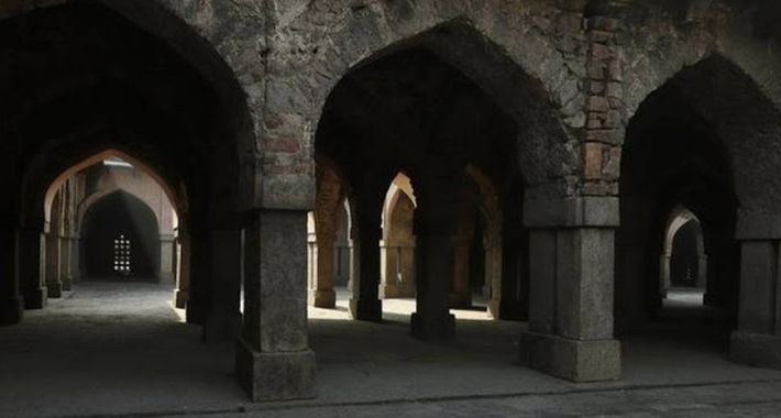 Có thể thấy rằng, một số đồng tiền xu được đúc dưới tên Islam Shah của triều đại Suri. Islam Shah là con trai của Sher Shah, người sáng lập triều đại Suri. Ảnh: @Cục Khảo cổ học Ấn Độ.