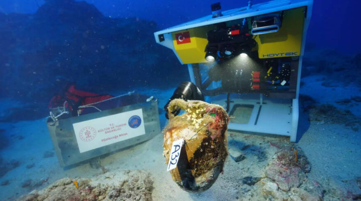 Con tàu 1.100 năm tuổi này được tìm thấy ở độ sâu khoảng 40 đến 50 mét. Ảnh: @Đại học Akdeniz.