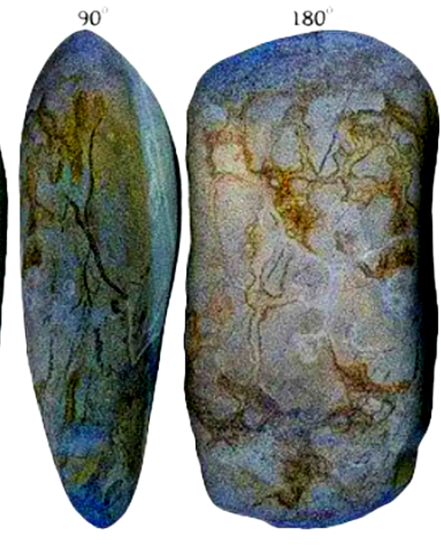 Cũng theo các chuyên gia, phiến đá khắc họa người phụ nữ đầu ba sừng này sẽ cung cấp những hiểu biết mới về bối cảnh văn hóa và biểu tượng của nền văn hóa Turkic thời kỳ đầu, đặc biệt là về vai trò của phụ nữ trong đời sống tâm linh và cộng đồng. Ảnh: @Viện Nghiên Cứu Thổ Nhĩ Kỳ Và Altaistics.