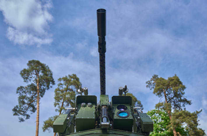 Nó do các kỹ sư Ukraine thiết kế để chống lại nhiều mối đe dọa trên không với độ chính xác cao và cần rất ít thao tác của người vận hành. Ảnh: @UNITED24.