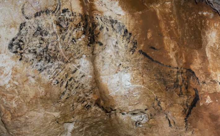 Những hình ảnh đa dạng này cho thấy hang động đã được sử dụng liên tục trong khoảng 8.000 năm, trong thời kỳ mà người Homo sapiens dần thay thế người Neanderthal ở châu Âu. Ảnh: @Jespa.