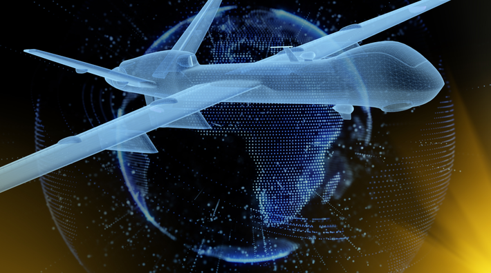 UAV Os-25-R có tốc độ bay ổn định trung bình 70–90 km/giờ, tốc độ bay tối đa đạt 160 km/giờ và có thể bay liên tục trong 4,5 giờ. Trần bay hoạt động của UAV Os-25-R được công bố là 5.500 mét, được hỗ trợ bởi động cơ điện. Ảnh: @Defense News.