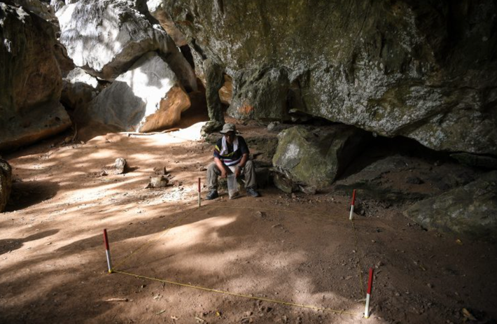 Chúng là những công cụ bằng đá thời tiền sử có niên đại từ Thời Kỳ Đồ Đá Cũ, cách đây khoảng 17.000 năm trước. Ảnh: @Đại học Quốc gia Malaysia.