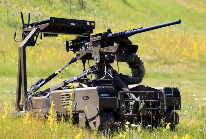 Với trọng lượng 620 kg khi chở đầy hàng, Robot chiến trường NUMO có thể mang tải trọng lên tới 300 kg, khiến nó trở thành lựa chọn linh hoạt cho cả nhiệm vụ tiếp tế chiến đấu và sơ tán. Ảnh: @Tank Bureau.