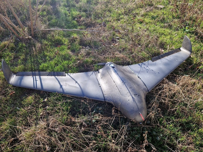 Trước tình thế ngày càng bất lợi, Ukraine buộc phải điều động cả máy bay chiến đấu để săn UAV. Các tiêm kích, kể cả những chiếc mới được viện trợ từ phương Tây, liên tục xuất kích vào ban đêm và rạng sáng để thực hiện nhiệm vụ đánh chặn.