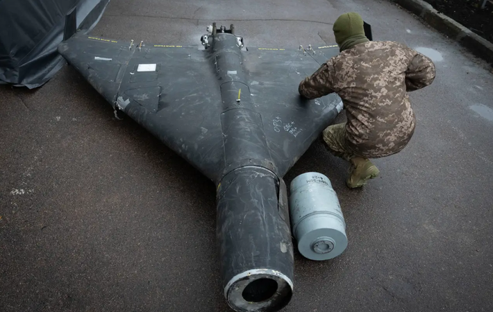 Như Tạp chí Defense Express đã đưa tin trước đó, Ukraine đã chính thức xác nhận sở hữu máy bay không người lái đánh chặn có khả năng bắn hạ máy bay không người lái Shahed của Nga được trang bị động cơ phản lực. Tuyên bố này được đưa ra bởi Pavlo Palisa, Phó Chánh Văn phòng Tổng thống Ukraine. Ảnh: @Cơ quan Tình báo GUR của Ukraine.