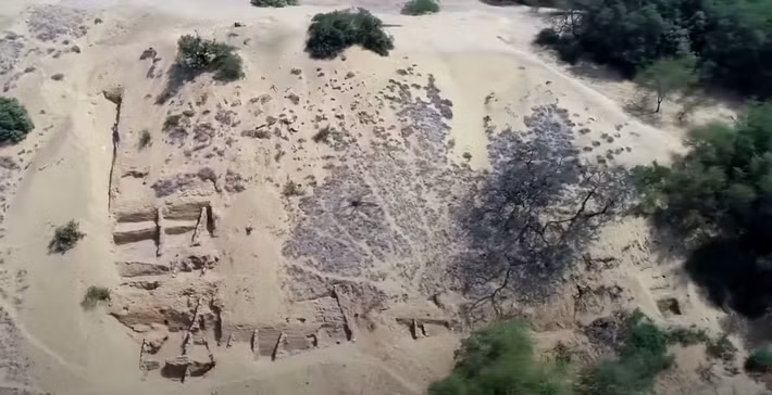 Điều này chứng tỏ đây có thể là địa điểm diễn ra nghi lễ hiến tế. Ảnh: @Bộ Văn hóa Peru.