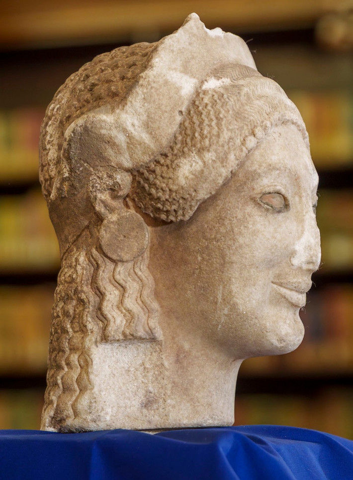 Tác phẩm được cho là thuộc về một xưởng chế tác từng hoạt động tại thành phố cổ Vulci. Ảnh: @Viện Khảo Cổ Học Quốc Gia Ý.