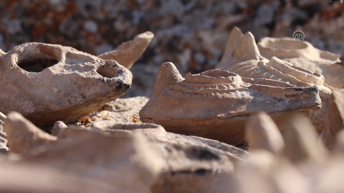 Có đèn khắc hình cây cọ, hoặc tia sáng, mặt trời, các vì sao và một số chữ cái. Ảnh: @Bộ Văn hóa và Du lịch Thổ Nhĩ Kỳ.