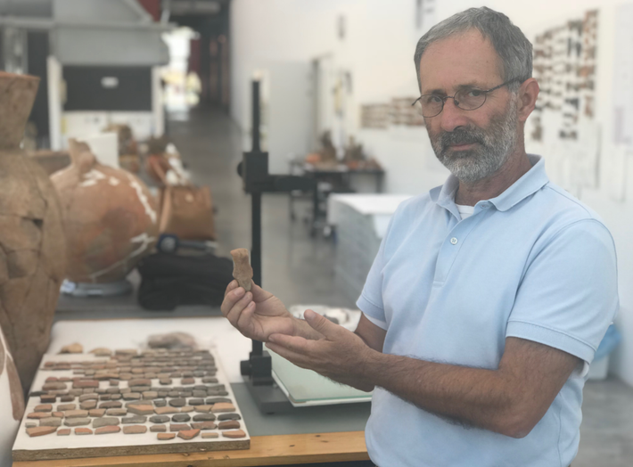 Đó là một bức tượng đất nung hình con gấu độc đáo. Ảnh: @Bảo Tàng Cổ Vật Thổ Nhĩ Kỳ.