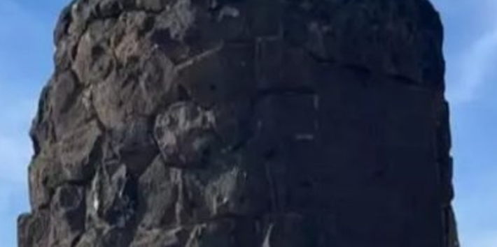 Hiện tại, công trình này vẫn đứng vững mà không có bất kỳ mối liên hệ rõ ràng nào với một niên đại, nền văn hóa hay tên gọi cụ thể. Ảnh: @Bảo Tàng Quốc Gia Thổ Nhĩ Kỳ.