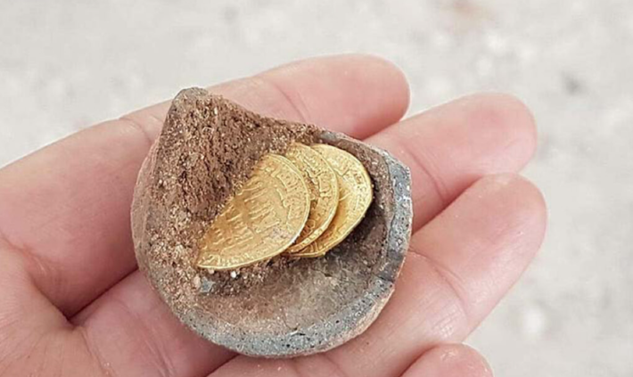 Nhiều khả năng, con heo đất này chứa tiền tiết kiệm của một người thợ gốm cổ. Ảnh: @Cơ Quan Cổ Vật Israel.