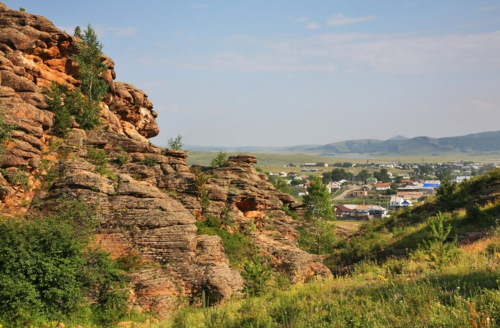 Tại vùng Karaganda, miền trung Kazakhstan, các chuyên gia đến từ Bảo tàng Lịch sử Khu vực Karaganda bất ngờ tìm thấy quần thể chôn cất cổ xưa kỳ lạ. Ảnh: @Bảo tàng Lịch sử Khu vực Karaganda.