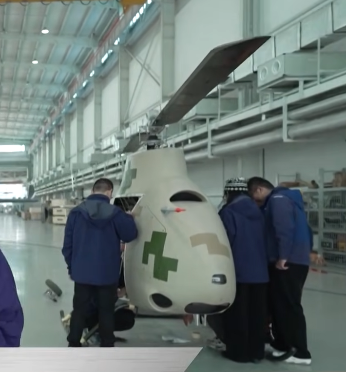 Theo Đài Truyền hình Trung ương Trung Quốc (CCTV), trực thăng không người lái tầm cao “Mũi tên Meyu” này do công ty Tengden Technology có trụ sở tại Tứ Xuyên phát triển. Ảnh: @CCTV.