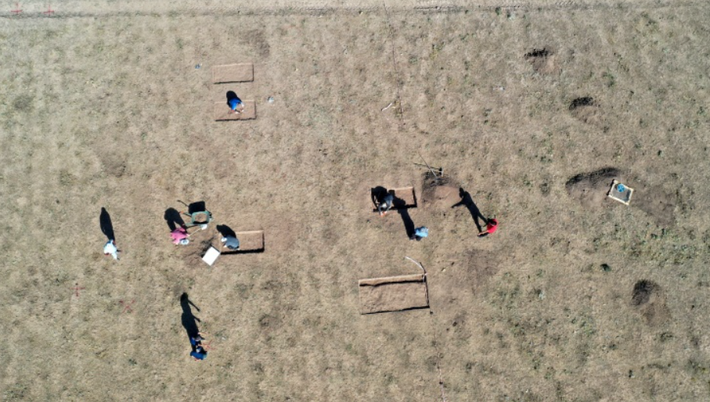 Họ còn phát hiện 51 ngôi mộ có niên đại từ thế kỷ 12 Sau Công Nguyên và được cho là có liên quan đến Trận Manzikert hãi hùng này. Ảnh: @Đại học Muğla Sıtkı Koçman.