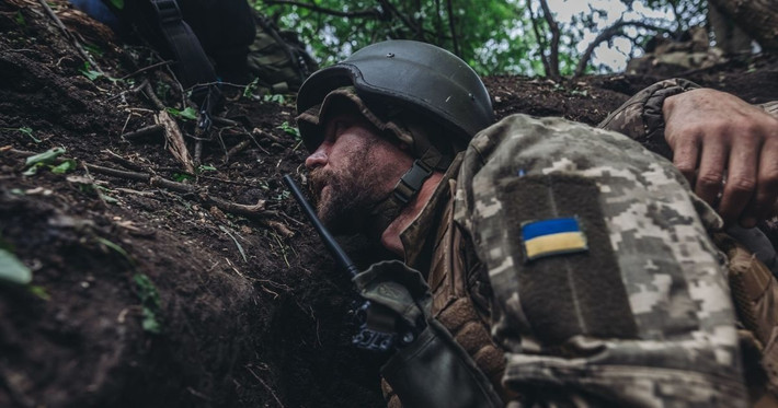 Hơn thế nữa, Tykhe được xem như một mắt xích quan trọng trong chuỗi kiểm soát phòng thủ phía đông Dnipropetrovsk. Nếu điểm này thất thủ, Nga có thể tận dụng khoảng trống để gây áp lực lên các địa bàn lân cận, đồng thời đe dọa trực tiếp tuyến hậu cần then chốt dẫn về Zaporizhzhia.