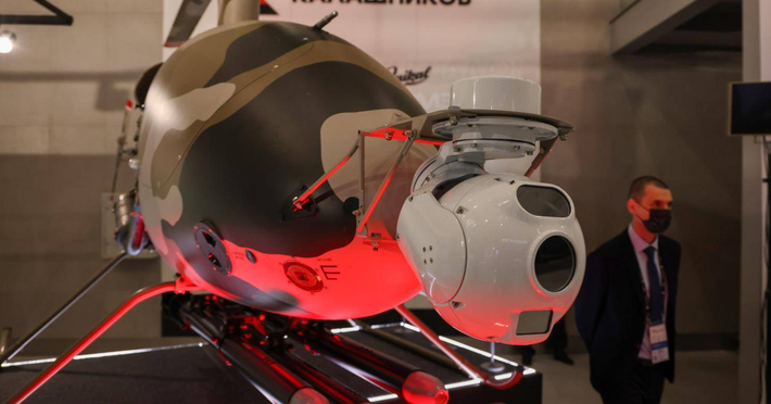 Máy bay không người lái này được trang bị hệ thống định vị vệ tinh và hệ thống quán tính tự động để duy trì định hướng ngay cả khi có nhiễu điện tử. Ảnh: @Defense News.