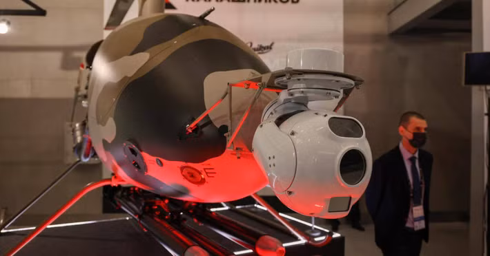 Máy bay không người lái này được trang bị hệ thống định vị vệ tinh và hệ thống quán tính tự động để duy trì định hướng ngay cả khi có nhiễu điện tử. Ảnh: @Defense News.