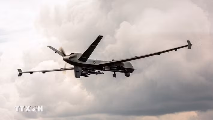 Ngoài các mục tiêu pháo binh và phòng không, UAV Ukraine còn đánh phá một kho chứa máy bay không người lái của Nga gần khu định cư Novokrasnianka, thuộc vùng Luhansk. Cuộc tấn công này nhằm làm gián đoạn năng lực trinh sát, tấn công và hỗ trợ hỏa lực của Nga tại khu vực tiền tuyến.