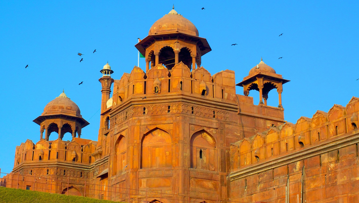 Nhà thờ Hồi giáo Khirki là một công trình kiến ​​trúc có từ thế kỷ 14 Sau Công Nguyên ở gần Satpula, Nam Delhi, Ấn Độ. Ảnh: @Cục Khảo cổ học Ấn Độ.