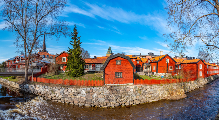 Khi tiến hành khai quật tại ngọn đồi Rallsta thuộc vùng Västerås, Thụy Điển, các chuyên gia đến từ Công Ty Tư Vấn Khảo Cổ Học Thụy Điển Arkeologerna bất ngờ tìm thấy nhiều vật thể lạ. Ảnh: @Công Ty Tư Vấn Khảo Cổ Học Thụy Điển Arkeologerna.