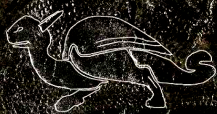 Con rồng thần thoại này có cánh, sừng và đuôi, tất cả chi tiết này đều được khắc họa rõ nét. Ảnh: @Viện Nghiên Cứu Khảo Cổ York Archaeological Trust.