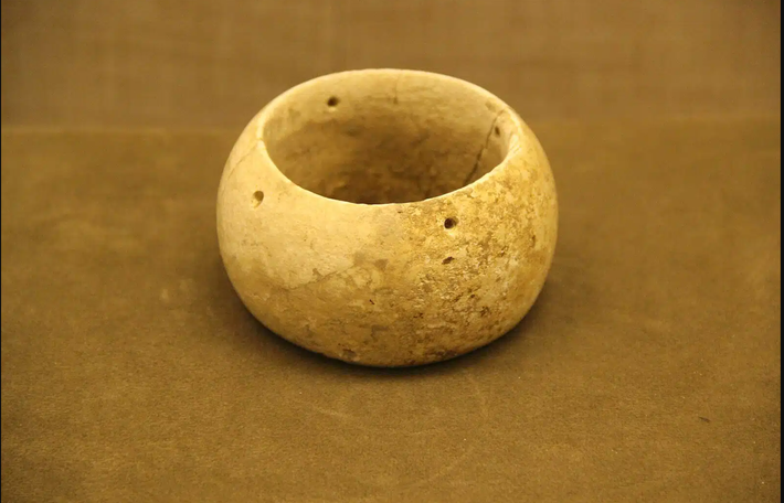 Trong một cuộc khảo sát gần đây, các nhà nghiên cứu đã thu thập các mảnh gốm vỡ, công cụ đá và mẫu đất từ ​​các thời kỳ khác nhau, phát hiện tổng cộng 53 địa điểm. Ảnh: @Viện Di tích Văn hóa và Khảo cổ học tỉnh Liêu Ninh.