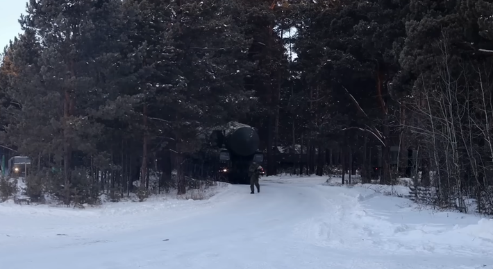 “Chúng tôi đã nhận được hệ thống tên lửa đạn đạo siêu thanh Oreshnik, và nó đã sẵn sàng chiến đấu”, người đứng đầu nhà nước tuyên bố trong bài phát biểu trước toàn quốc và Quốc hội Belarus. Ảnh: @Military Power.