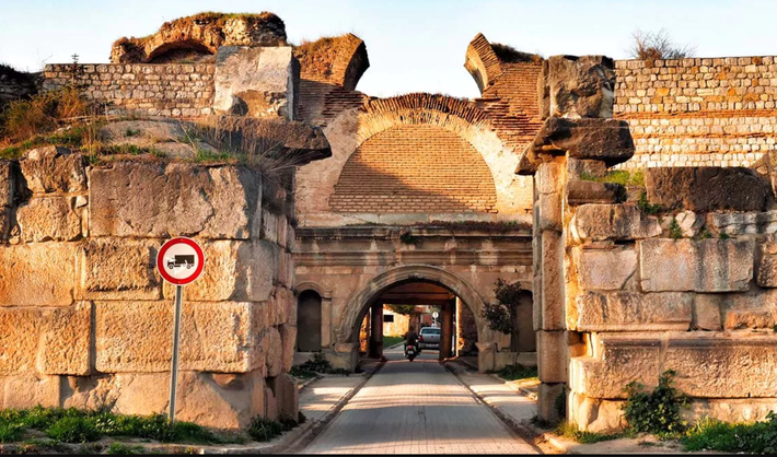 Tại thành phố Iznik, Thổ Nhĩ Kỳ, các chuyên gia đến từ Bảo tàng İznik bất ngờ tìm thấy quần thể di tích cổ xưa độc đáo. Ảnh: @Bảo tàng İznik.