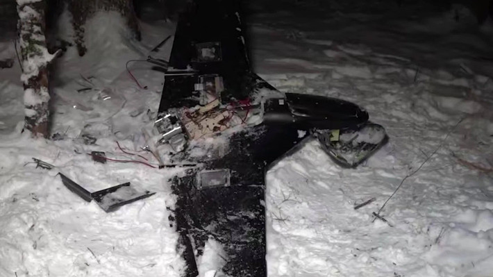 Giới chức Nga nhận định, việc triển khai UAV từ nhiều hướng cho thấy Ukraine đã áp dụng chiến thuật “bão hòa phòng không” nhằm gây quá tải hệ thống phòng thủ và mở đường cho một số UAV lọt qua. Tuy nhiên, theo Moscow, kịch bản này đã hoàn toàn thất bại trước mạng lưới phòng thủ nhiều tầng, được tổ chức chặt chẽ và vận hành hiệu quả của Nga.