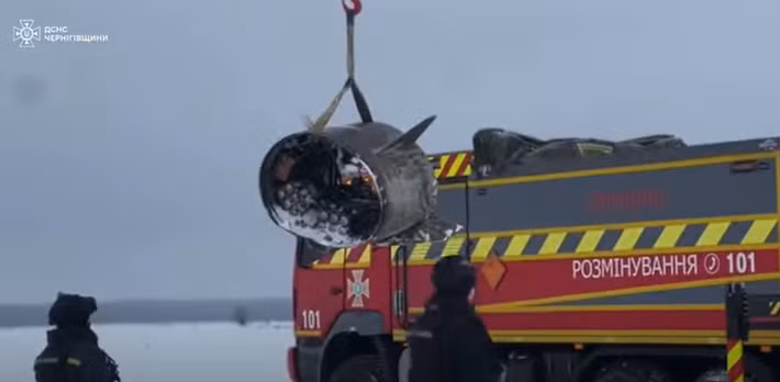 Phát hiện này được thực hiện bởi các chuyên gia rà phá bom mìn thuộc Cơ quan Dịch vụ Khẩn cấp Nhà nước Ukraine trong các hoạt động rà phá thường lệ. Ảnh: @DEFENSEEXPRESS.