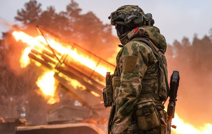 Trong khi truyền thông Kiev vẫn quảng bá “thành công” tại Kupyansk, thì trên chiến trường cục diện đang rẽ sang hướng khác. Tại Zaporizhzhia, quân đội Nga bất ngờ mở mũi tiến công mới, đẩy mạnh áp lực chiến lược xuống phía nam và đông nam khu vực.