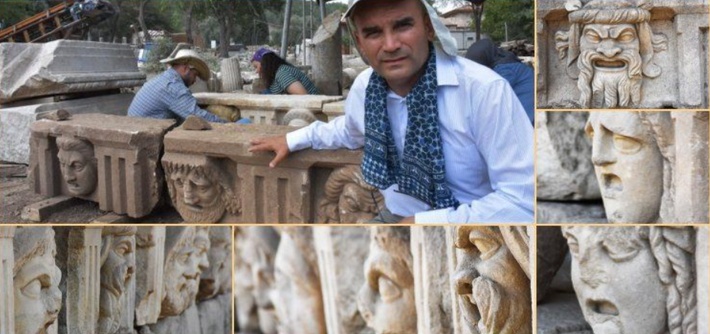 Ước tính, 17 chiếc mặt nạ đầu các vị thần cổ này có niên đại khoảng 2.200 năm tuổi. Ảnh: @Đại học Pamukkale.