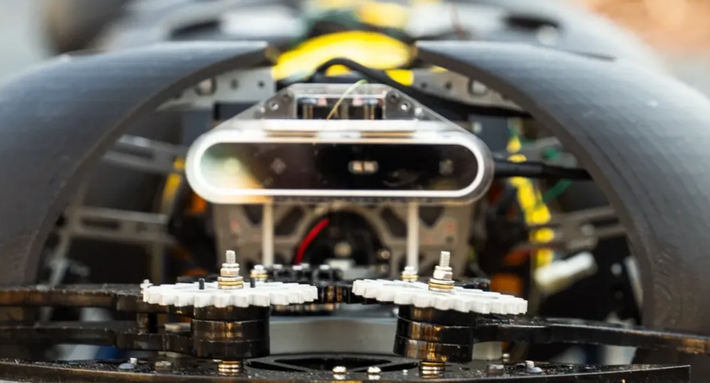 Trong giai đoạn đầu thử nghiệm, con rết robot này sẽ tập trung vào nhiệm vụ do thám và giám sát. Ảnh: @Ground Control Robotics.