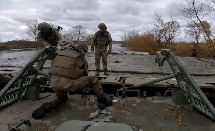 Sau nhiều tuần giao tranh khốc liệt, quân đội Nga đã tiến vào và làng Krasnogorskoye ở tỉnh Zaporizhzhia. Thông báo từ Bộ Quốc phòng Nga xác nhận, các đơn vị cơ giới của Lữ đoàn Bộ binh số 60 đã xông vào khu định cư, quét sạch các vị trí phòng thủ Ukraine và cắm quốc kỳ Nga ở trung tâm làng.